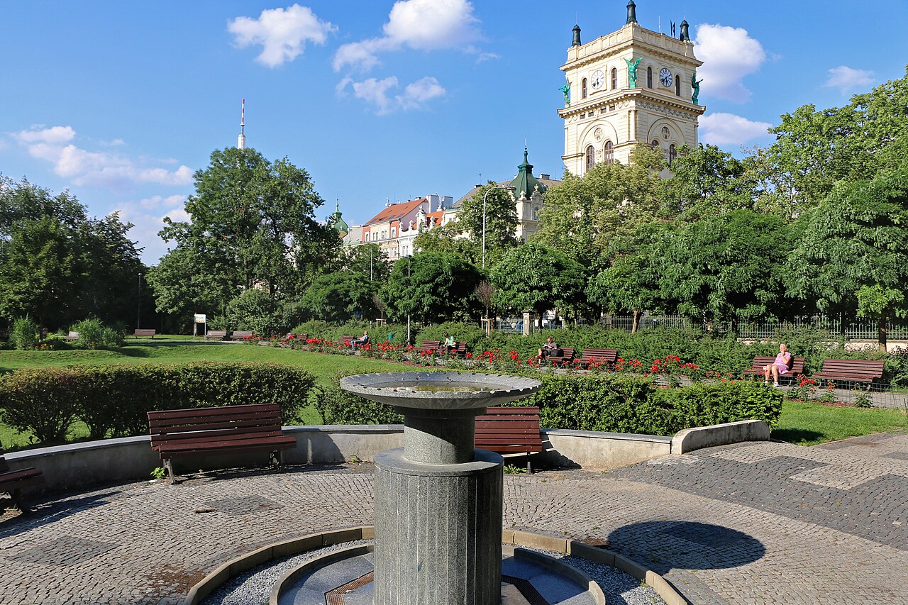 Heutige Ansicht – sady Bratří Čapků
