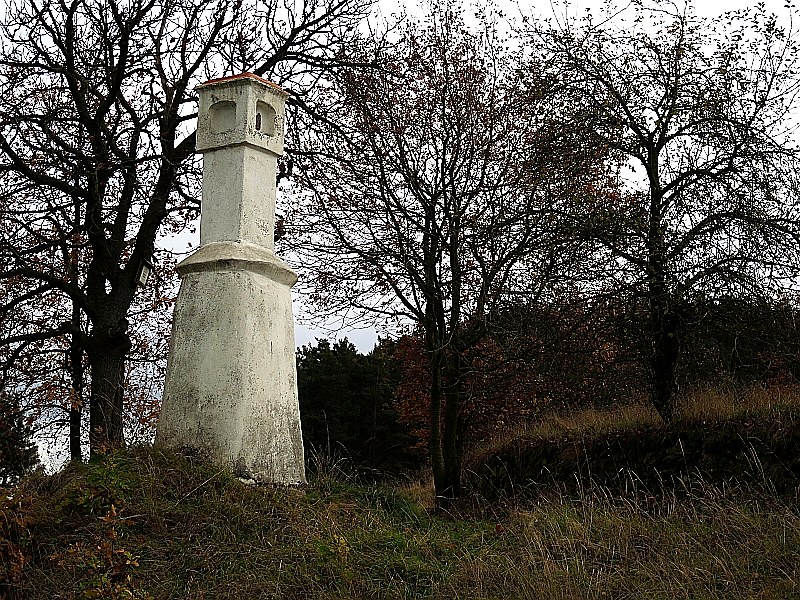 
<span>Boží muka u silnice západně od Drážkova</span>
