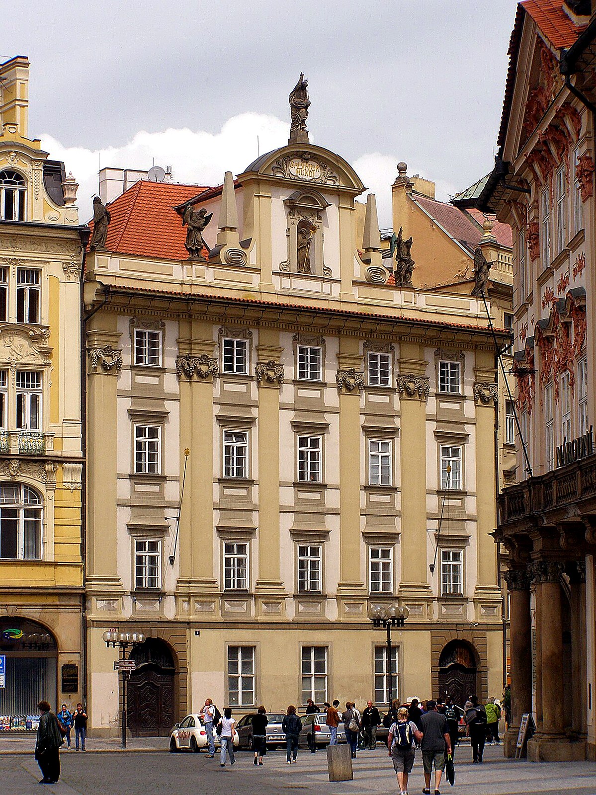 
<span>Bývalý klášter pavlánů u svatého Salvátora</span>
