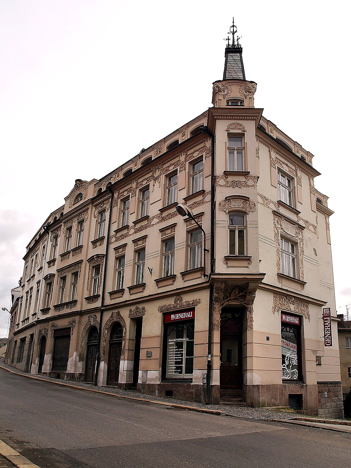 Dvojdům Husova 74