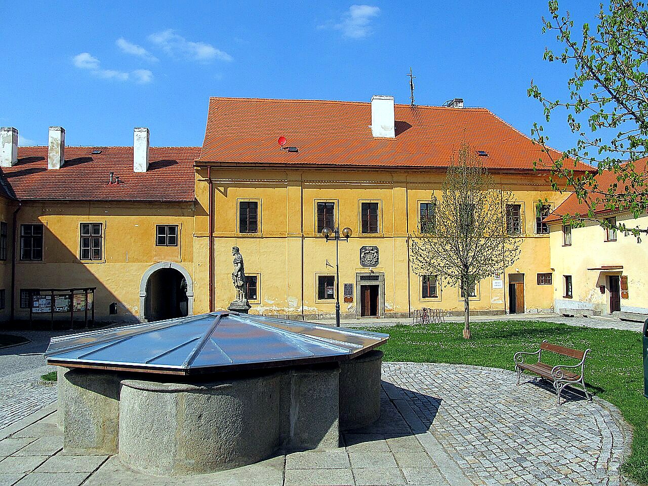 
<span>Horažďovice</span>
