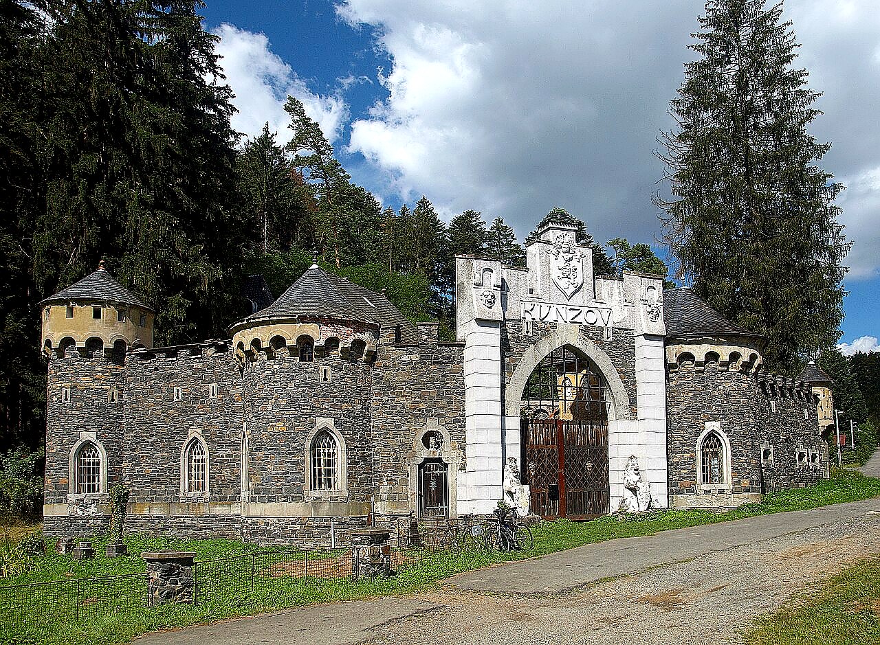 
<span>Kunzov</span>
