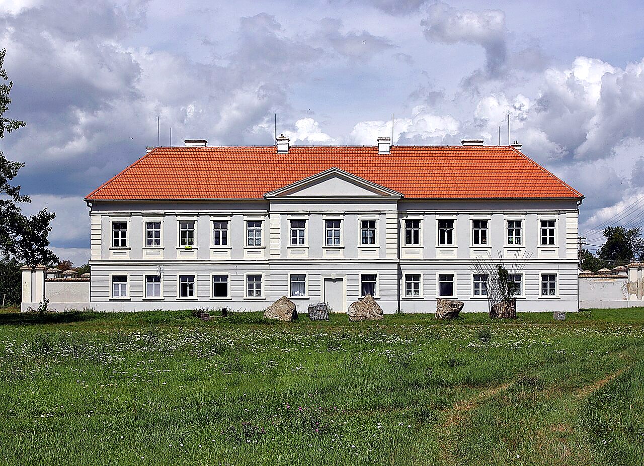 
<span>Leopoldsruhe</span>
