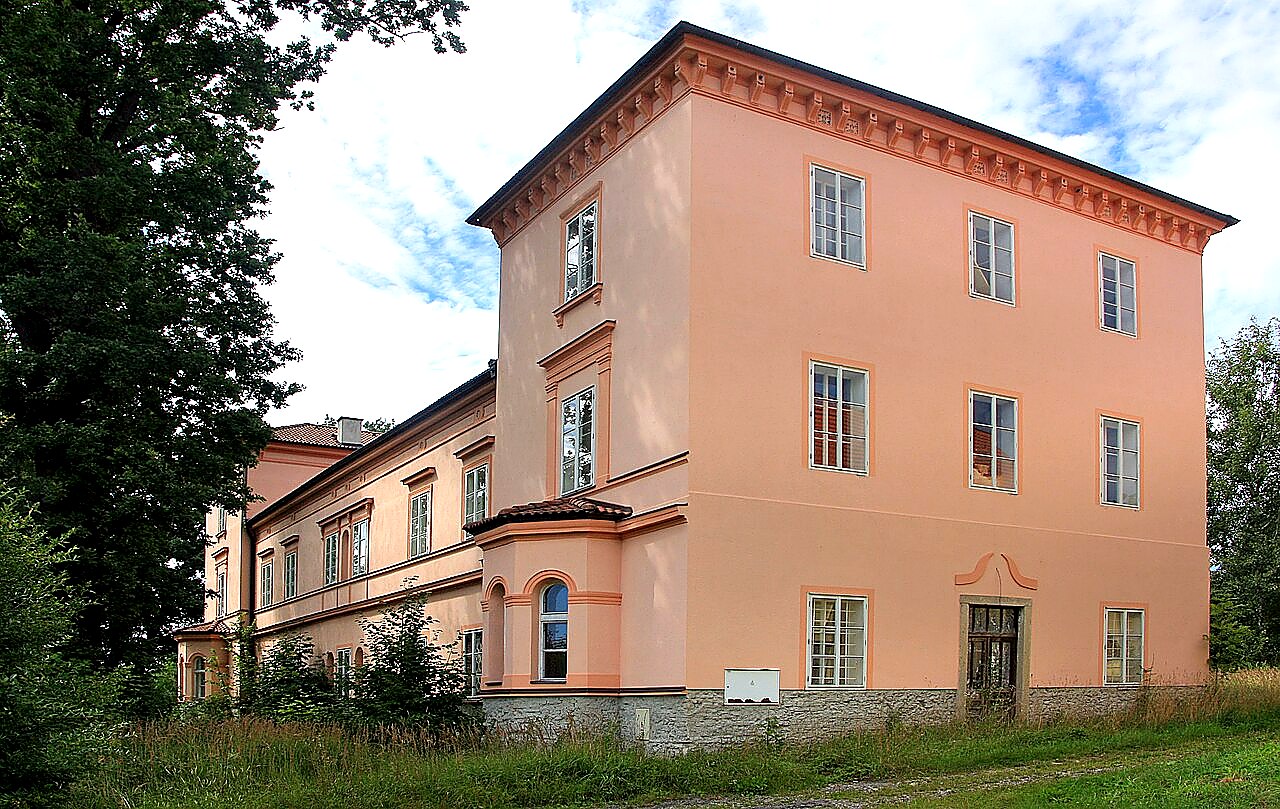 
<span>Lžín</span>
