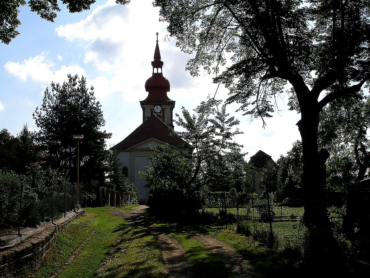 
<span>Mimoň</span>
