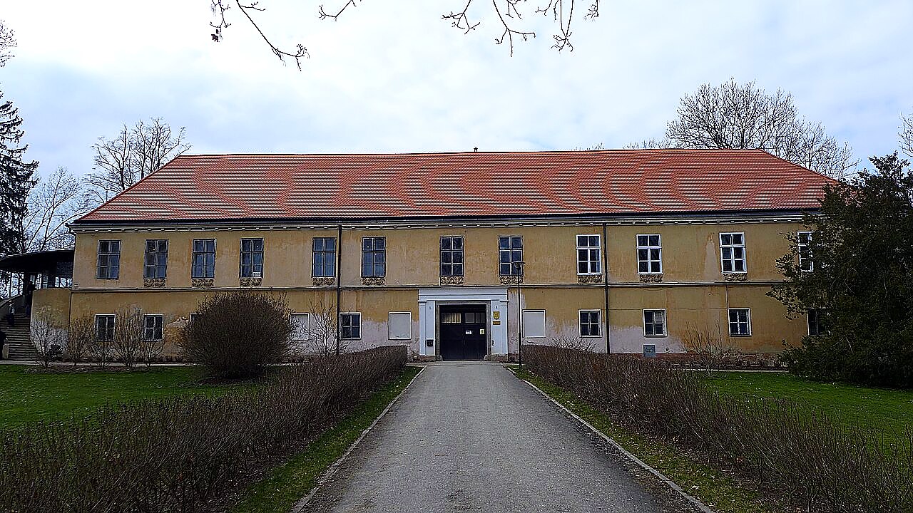 
<span>Zámek Miroslavské Knínice</span>
