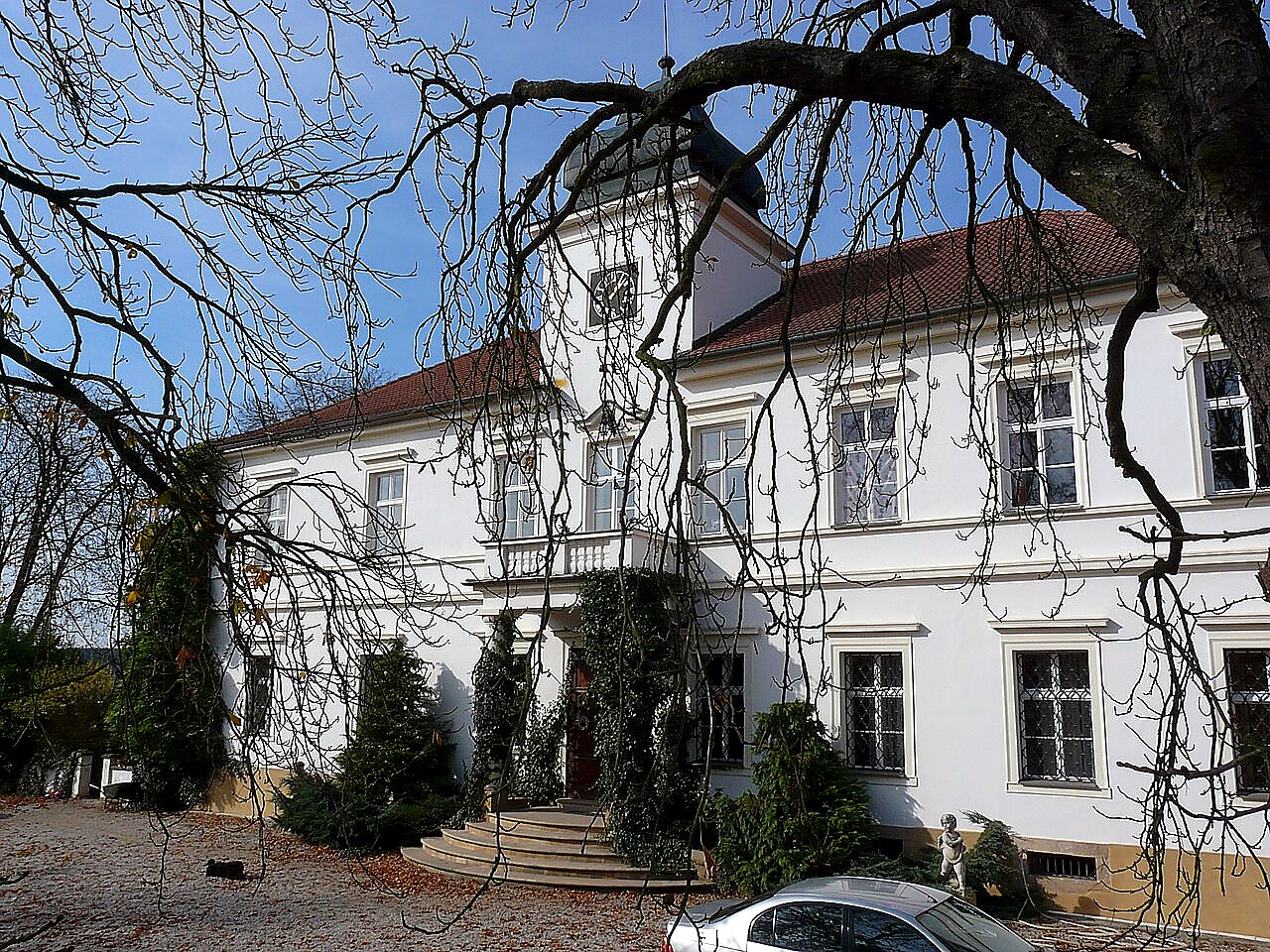 
<span>Zámek Vísky</span>
