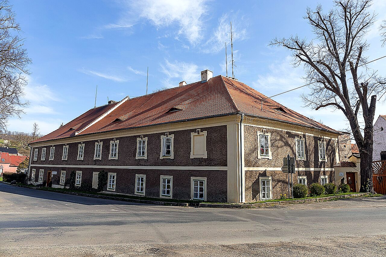 
<span>Zámeček Srbeč</span>
