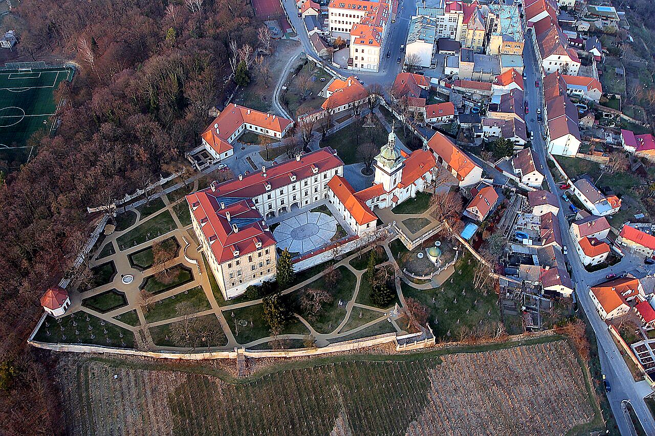 
<span>zámek Benátky nad Jizerou</span>
