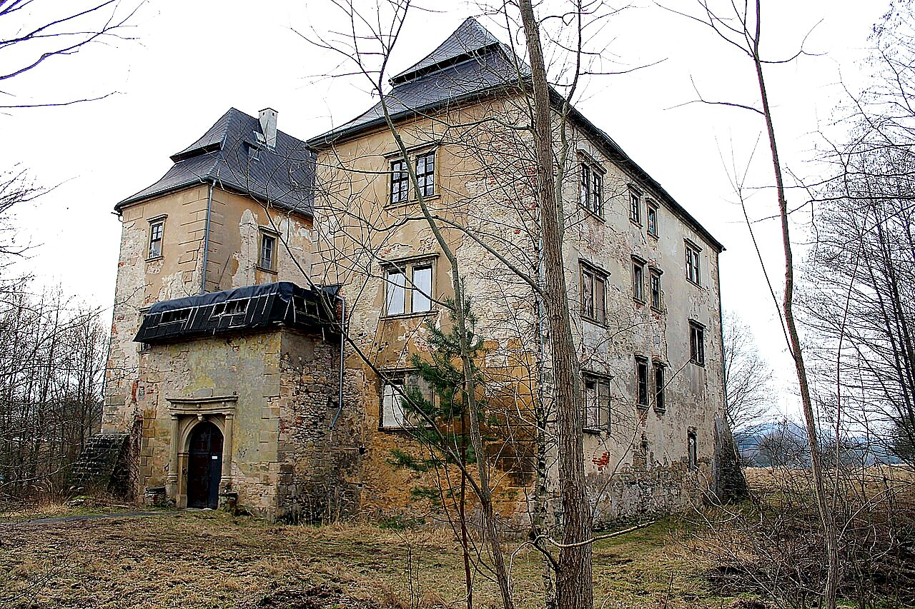 
<span>zámek Kuřívody</span>
