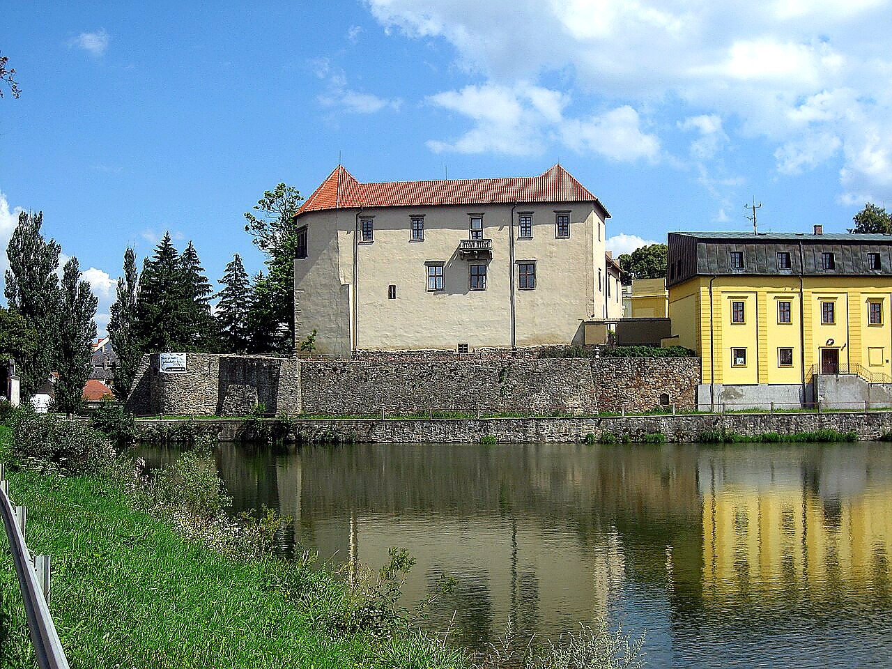 
<span>zámek Polná</span>
