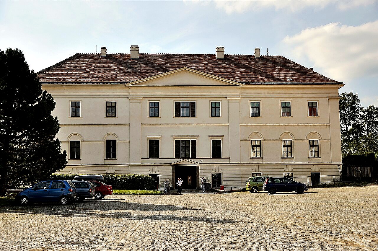 
<span>zámek Rosice</span>
