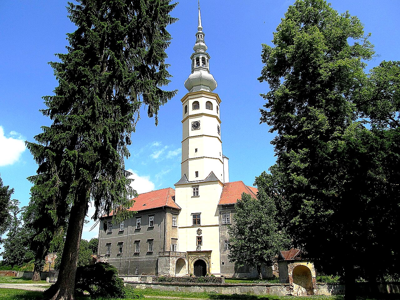 
<span>zámek Tovačov</span>
