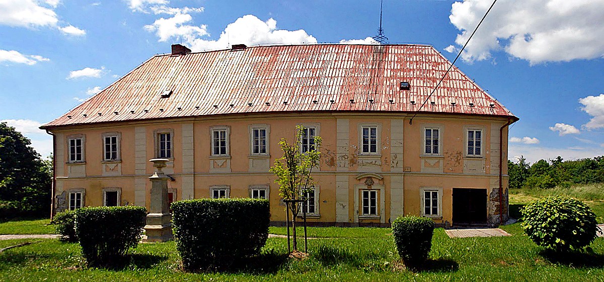 
<span>zámek Škrle</span>
