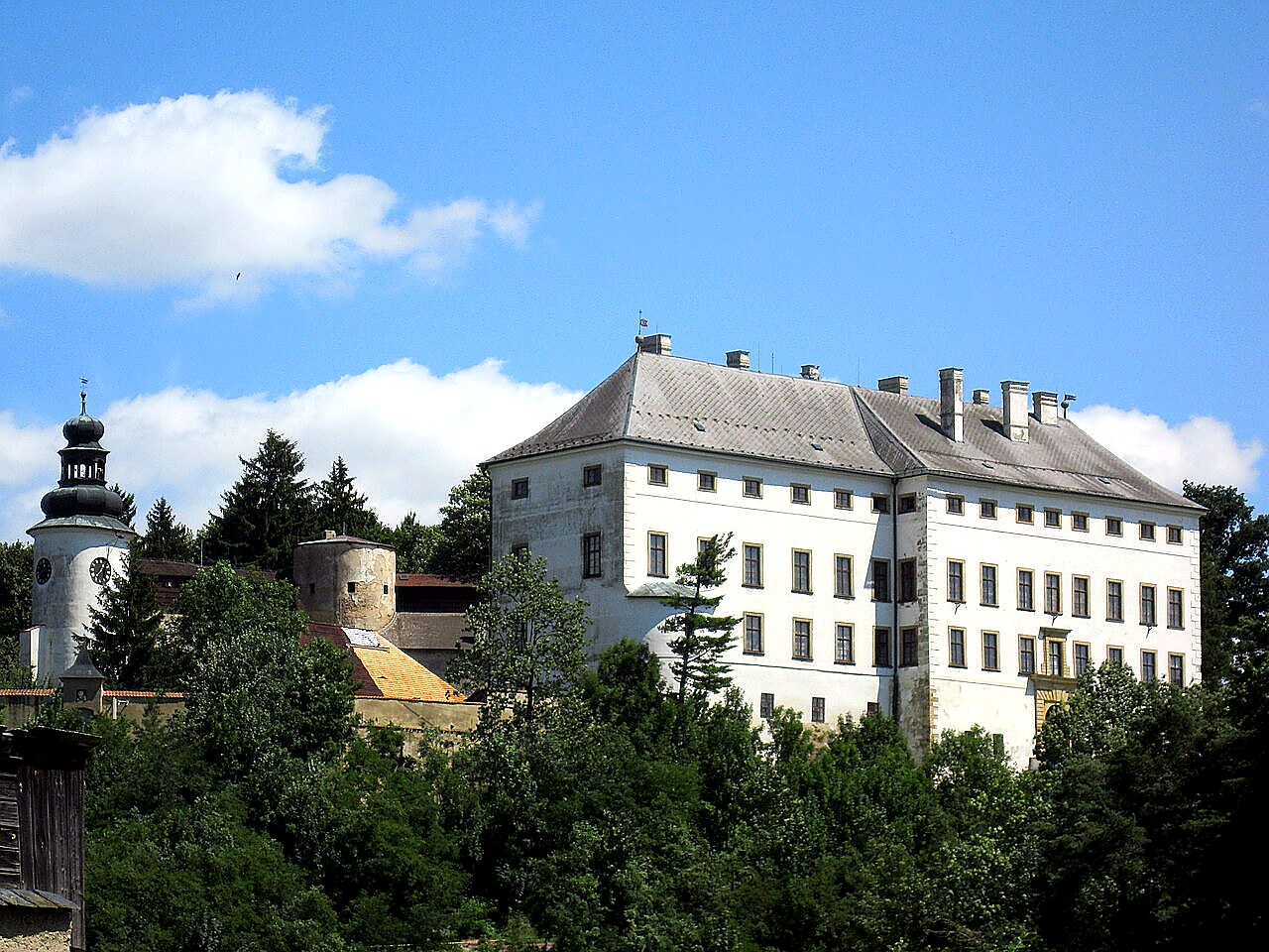 Úsov