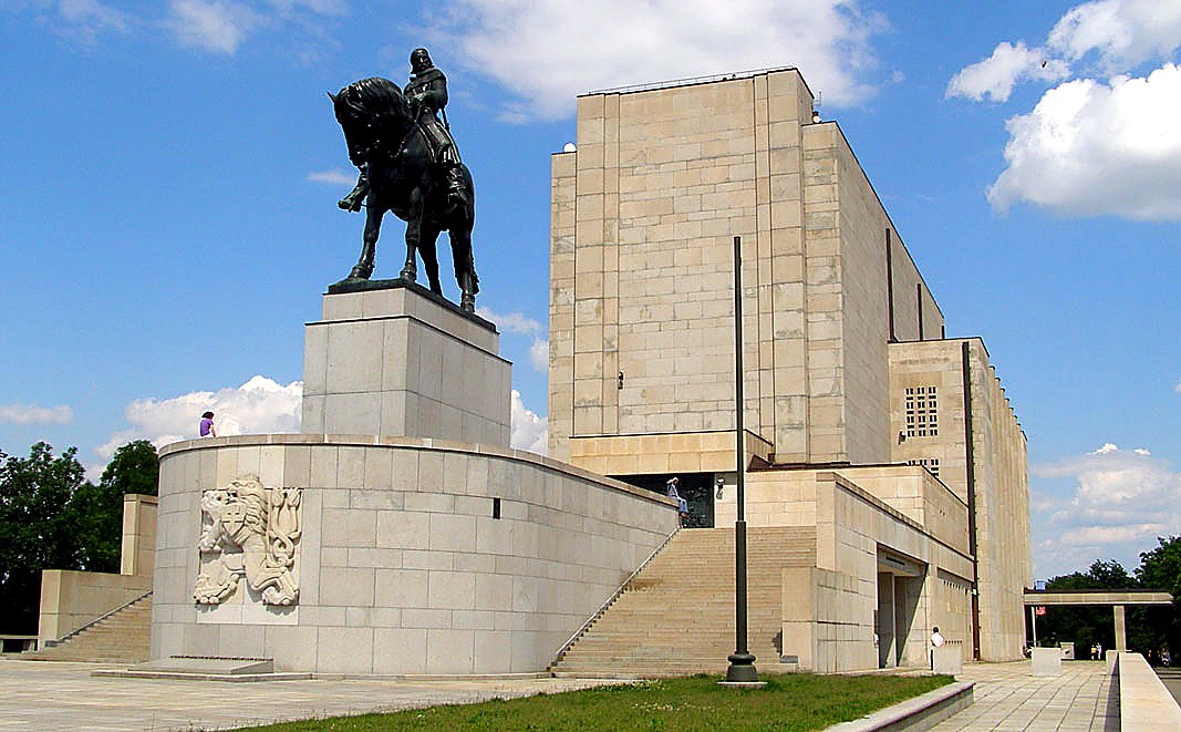 
<span>Národní památník na Vítkově</span>
