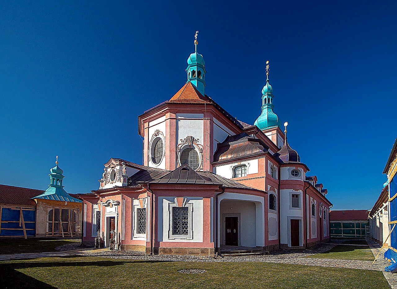 
<span>kostel Navštívení Panny Marie v Horní Polici</span>
