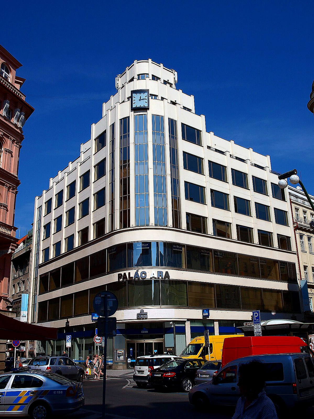 
<span>Palác ARA</span>
