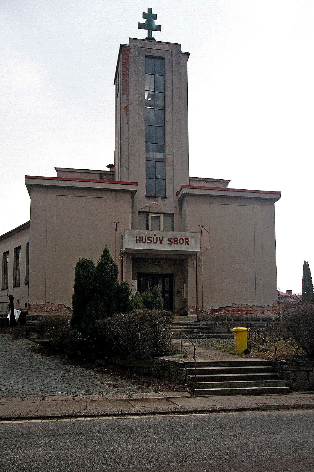 
<span>Husův sbor v Lomnici nad Popelkou</span>
