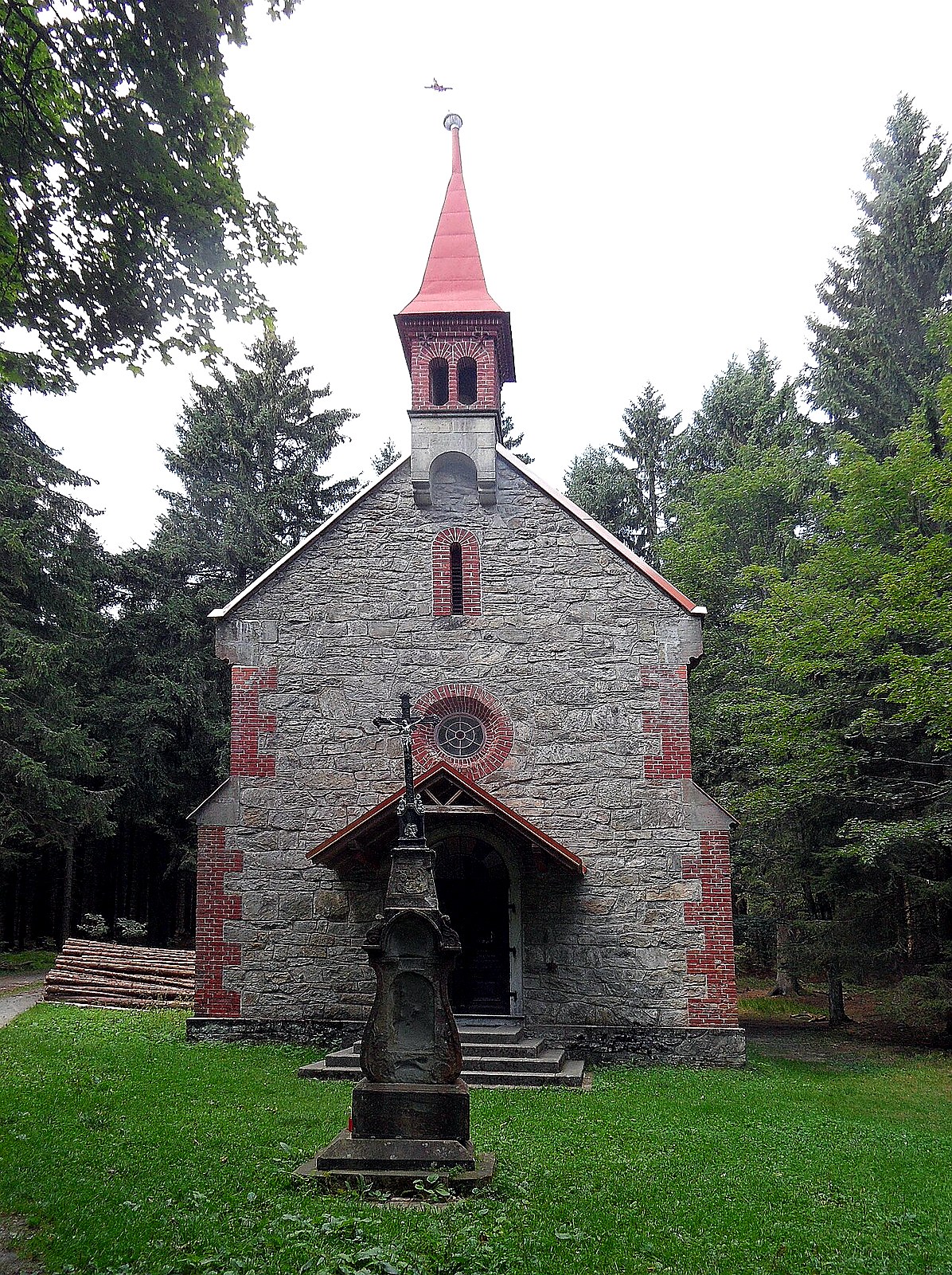 
<span>Kaple svaté Trojice (Vysoký Potok)</span>
