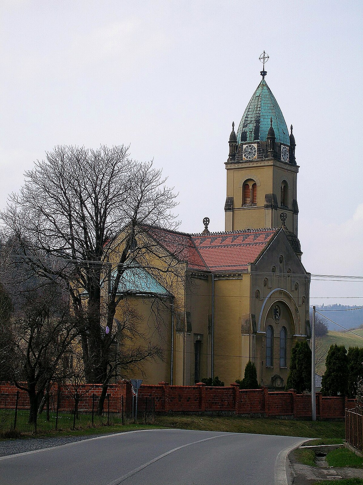 
<span>Kostel Božského srdce Páně (Hodslavice)</span>
