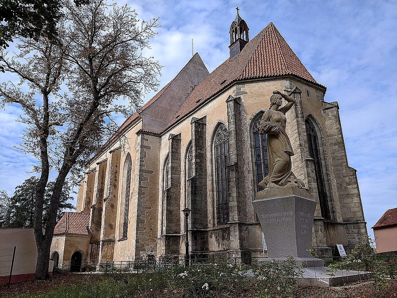 
<span>Kostel Nanebevzetí Panny Marie (Blatná)</span>
