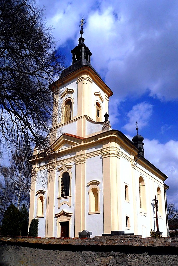 
<span>Kostel Nanebevzetí Panny Marie (Předhradí)</span>
