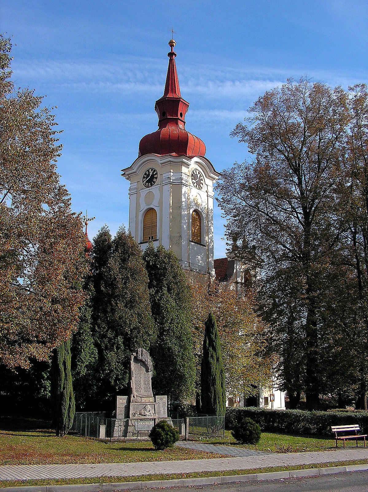 
<span>Kostel Nanebevzetí Panny Marie (Habry)</span>
