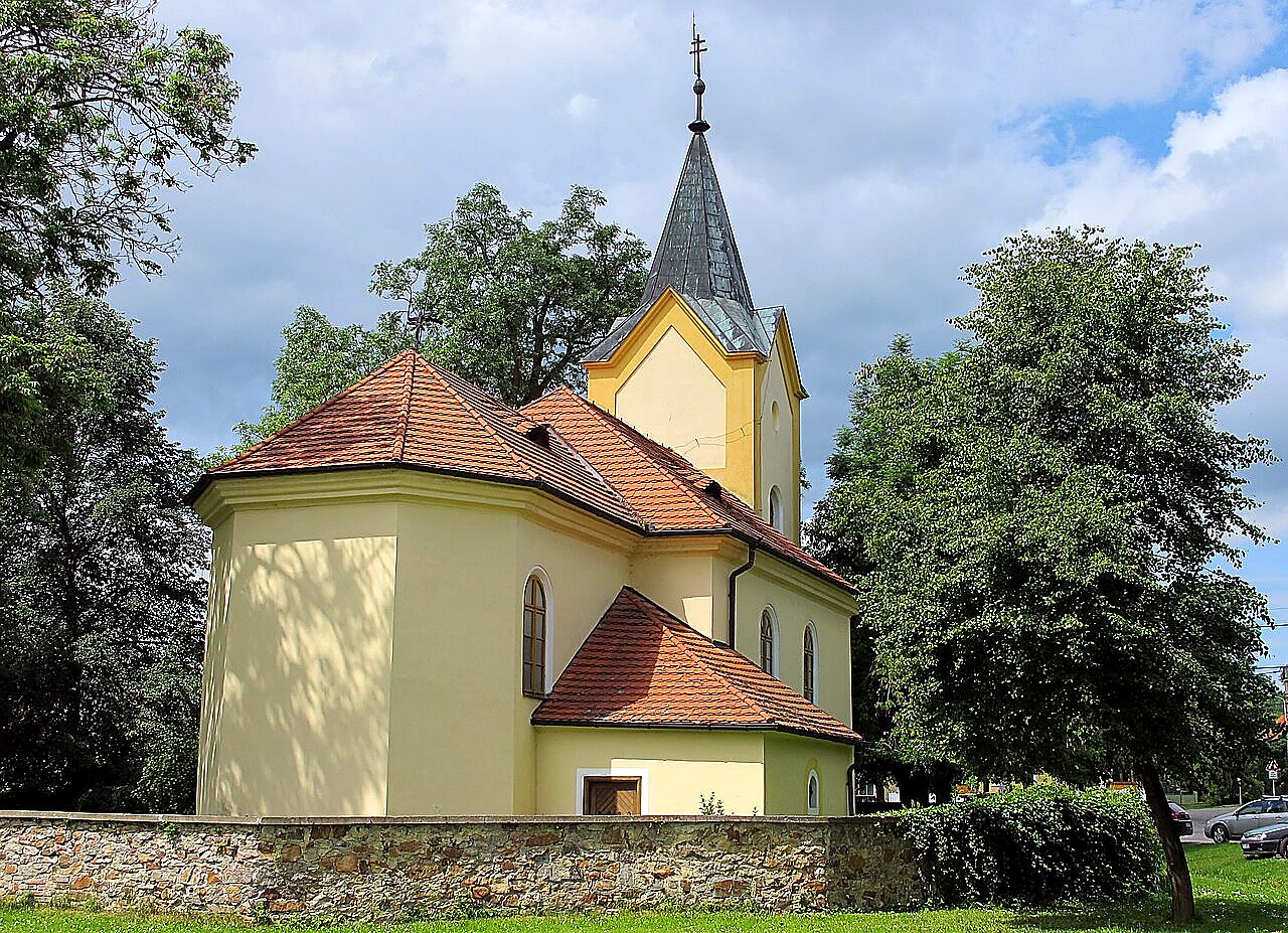 
<span>Kostel Nanebevzetí Panny Marie (Kytín)</span>
