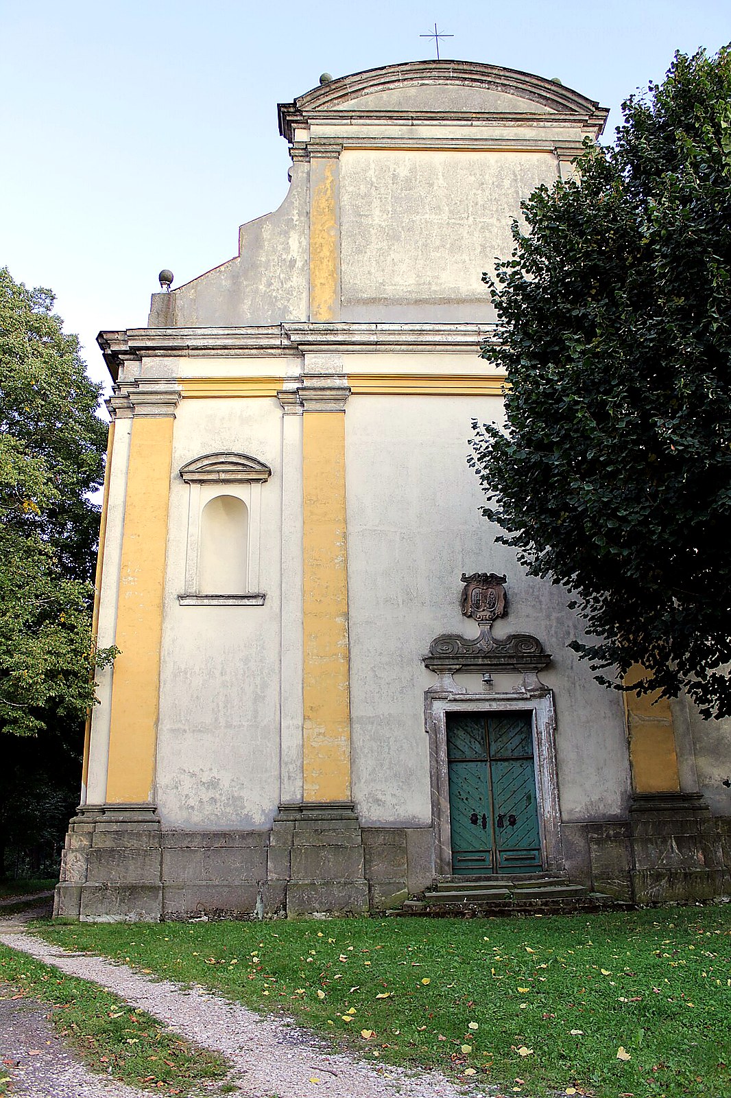 
<span>Kostel Narození Panny Marie (Popovice)</span>
