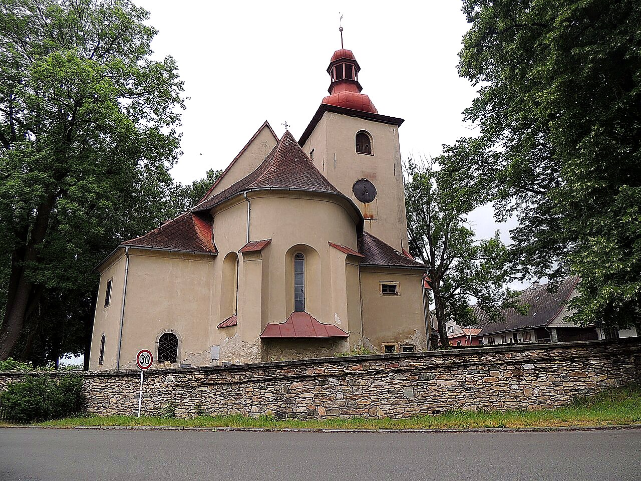 
<span>Kostel Nejsvětější Trojice (Rokytnice v Orlických horách)</span>
