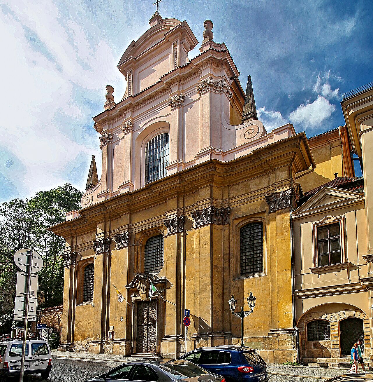
<span>Kostel Panny Marie Matky ustavičné pomoci</span>
