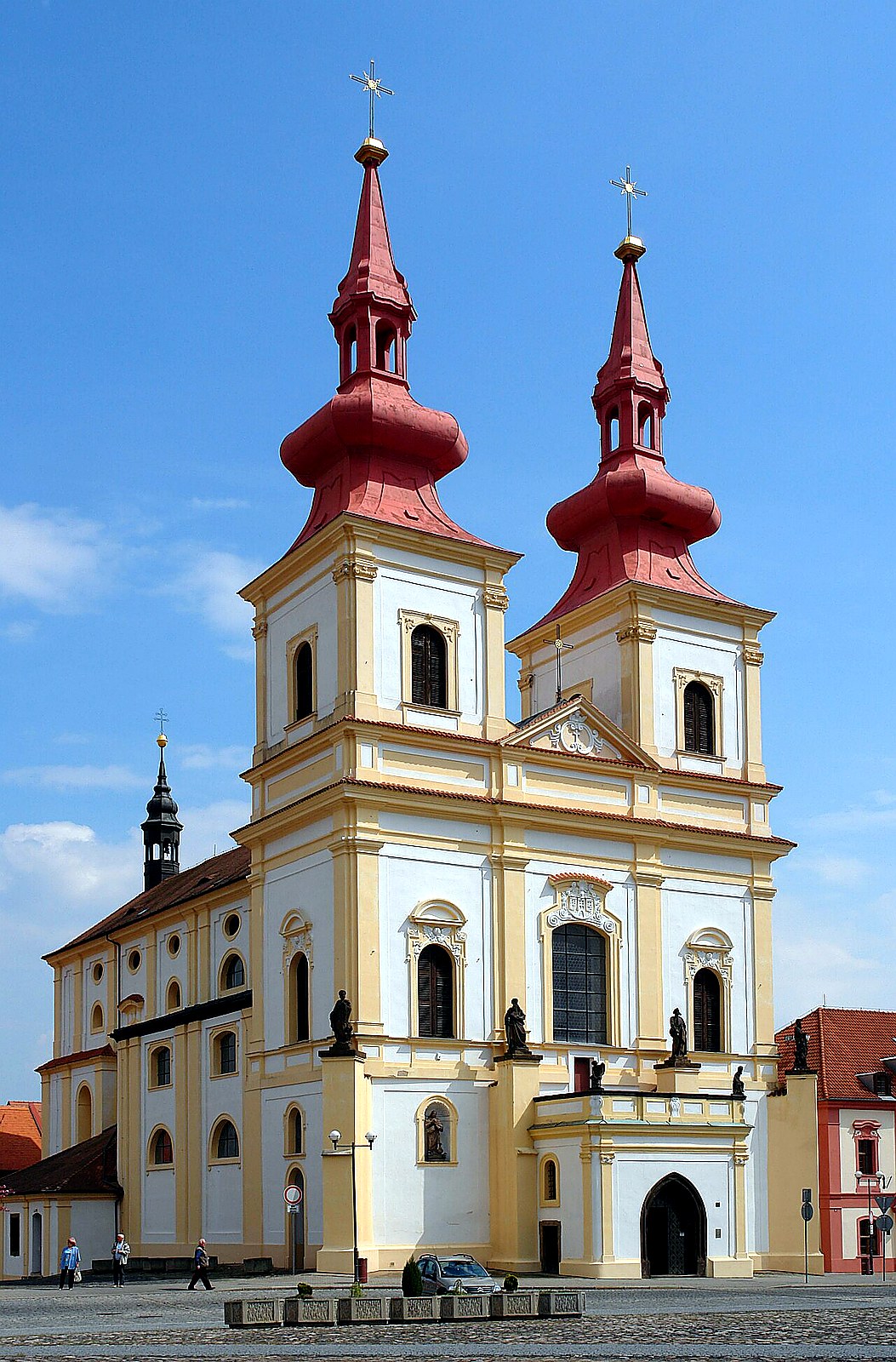 
<span>Kostel Povýšení svatého Kříže (Kadaň)</span>
