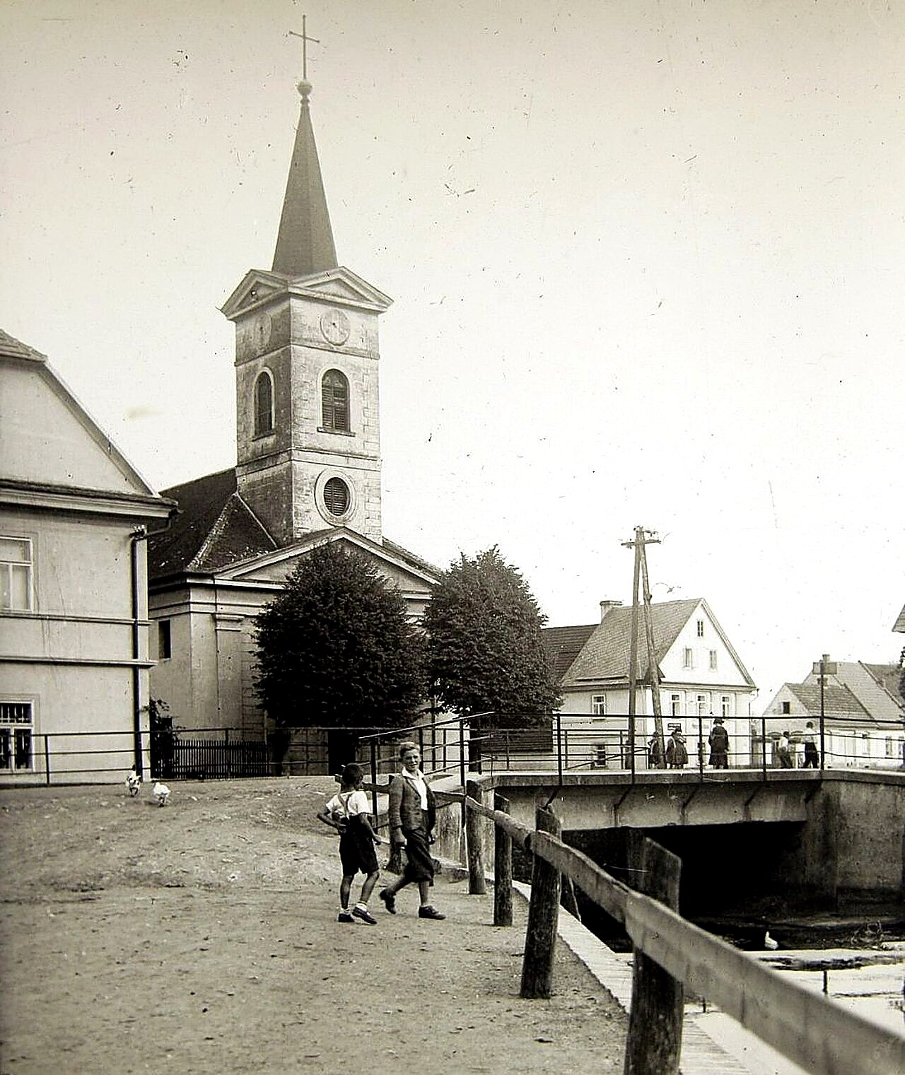 
<span>Kostel Povýšení svatého Kříže (Býčkovice)</span>
