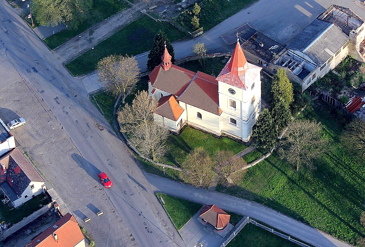 
<span>Kostel Všech svatých (Zdětín)</span>
