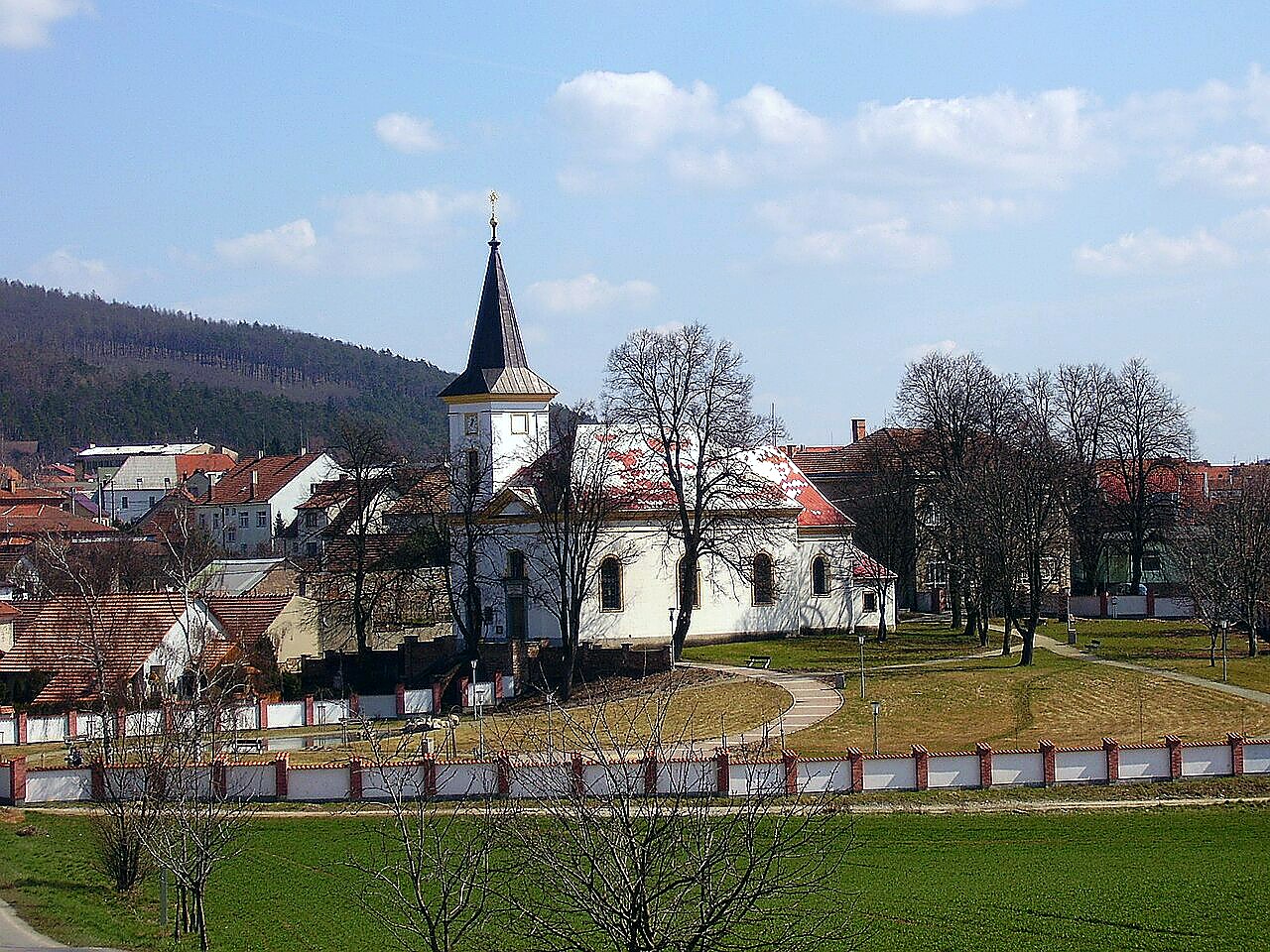 
<span>Kostel svaté Cecílie (Lipůvka)</span>
