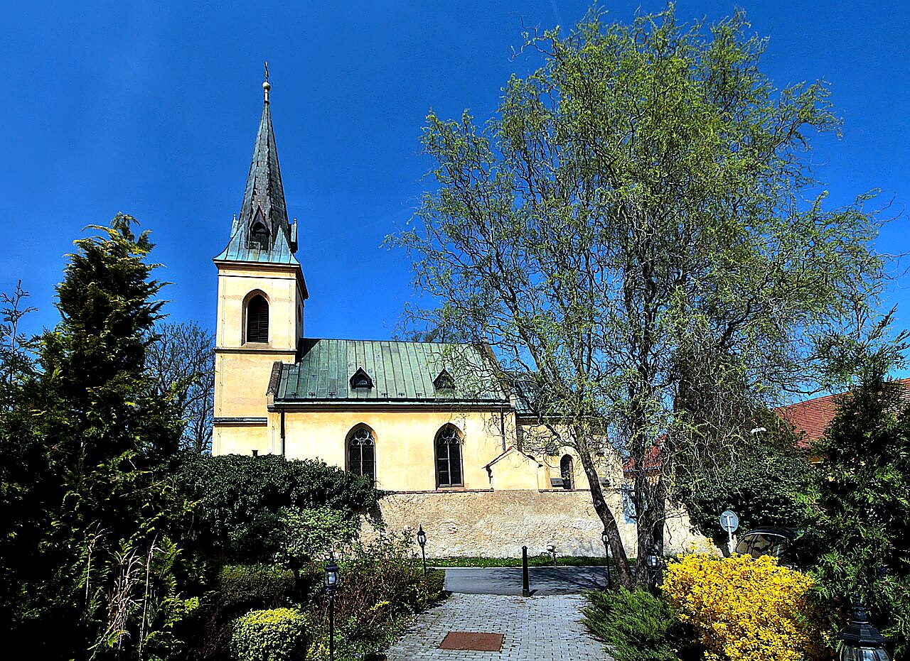 
<span>Kostel svatého Jiří (Hloubětín)</span>
