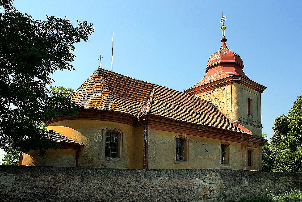 
<span>Kostel svatého Jiří (Lukov)</span>
