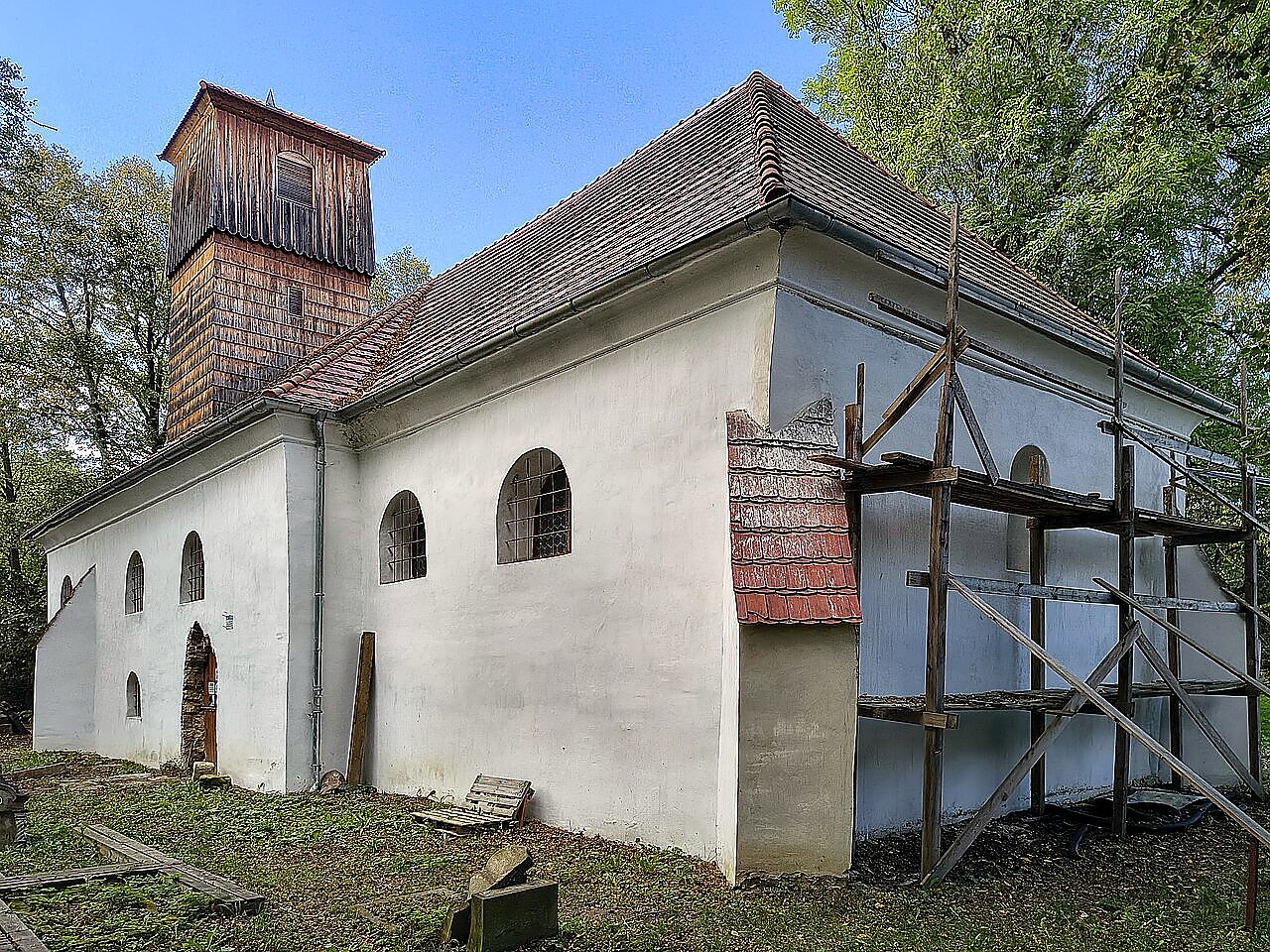 
<span>Kostel svatého Jiří (Slezské Rudoltice)</span>

