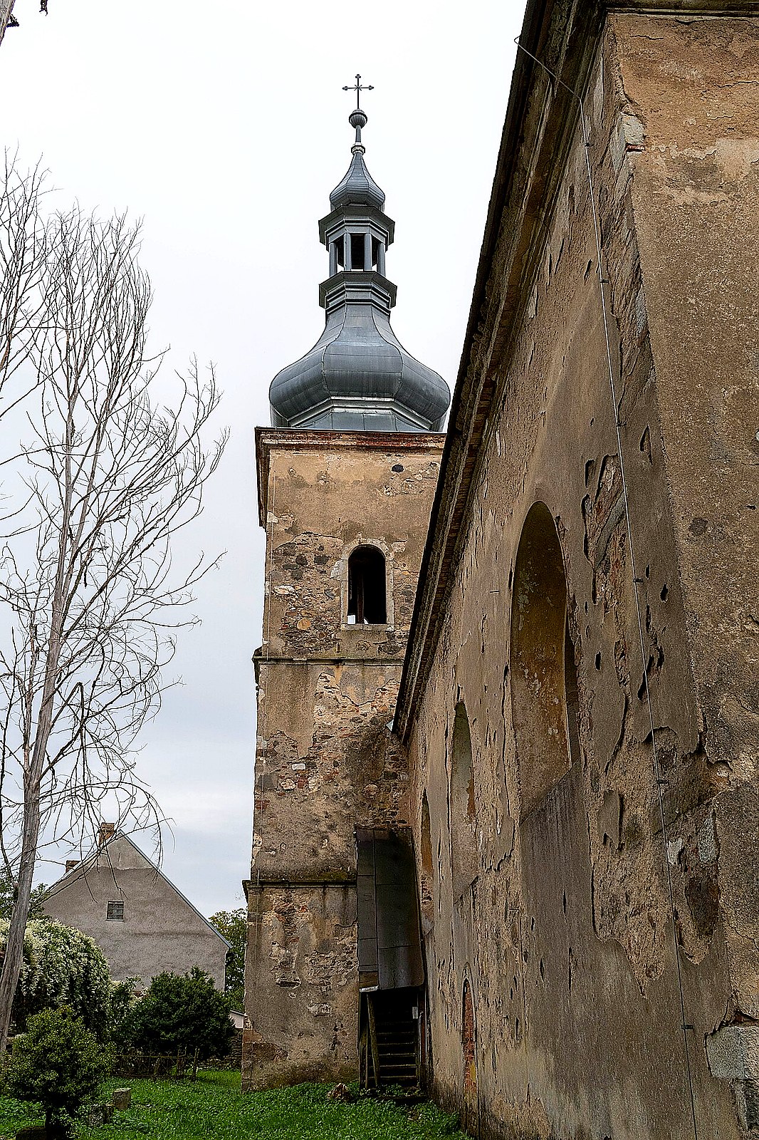 
<span>Kostel svatého Martina (Křivce)</span>
