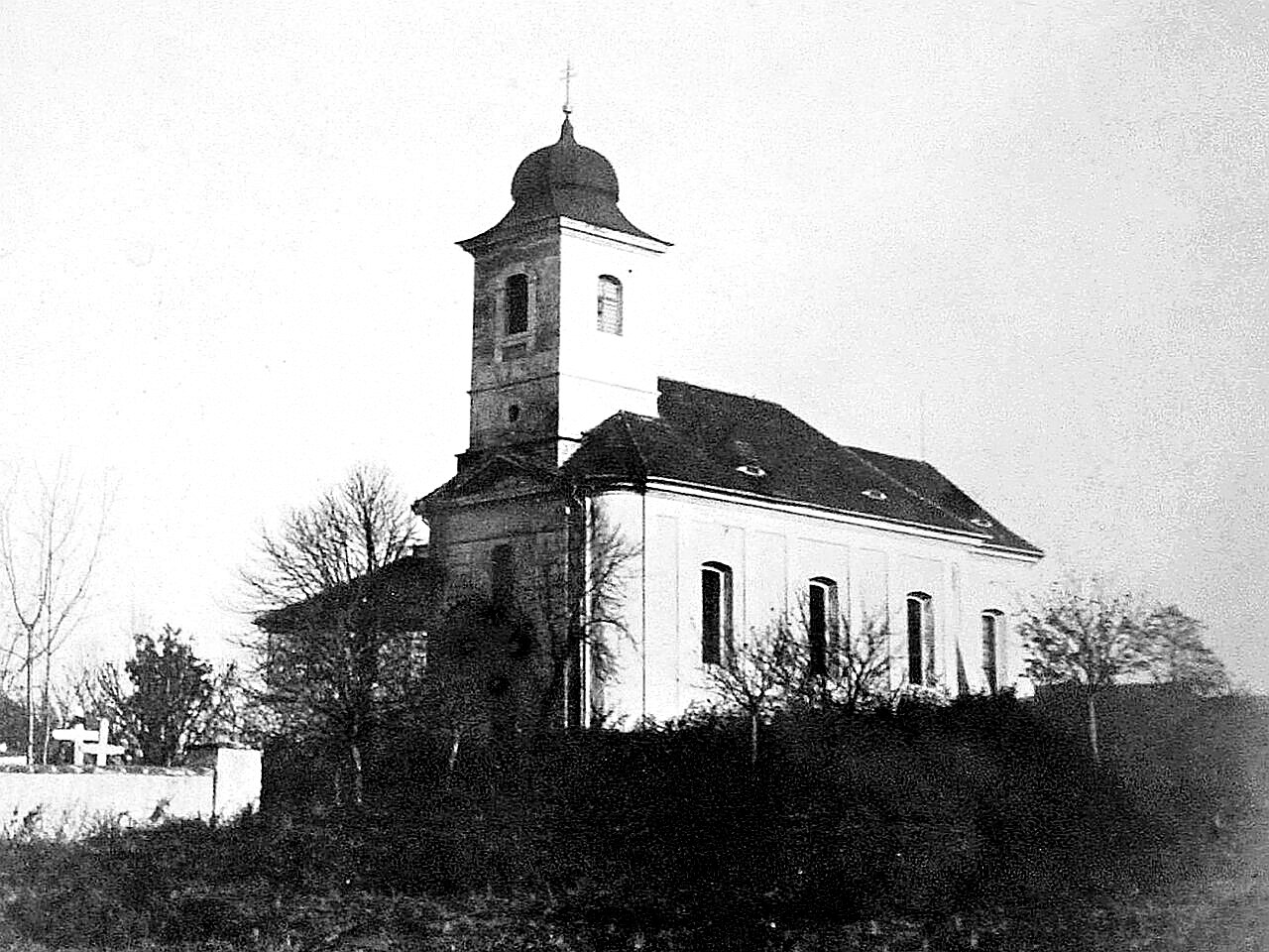 
<span>Kostel svatého Michaela archanděla (Tušimice)</span>
