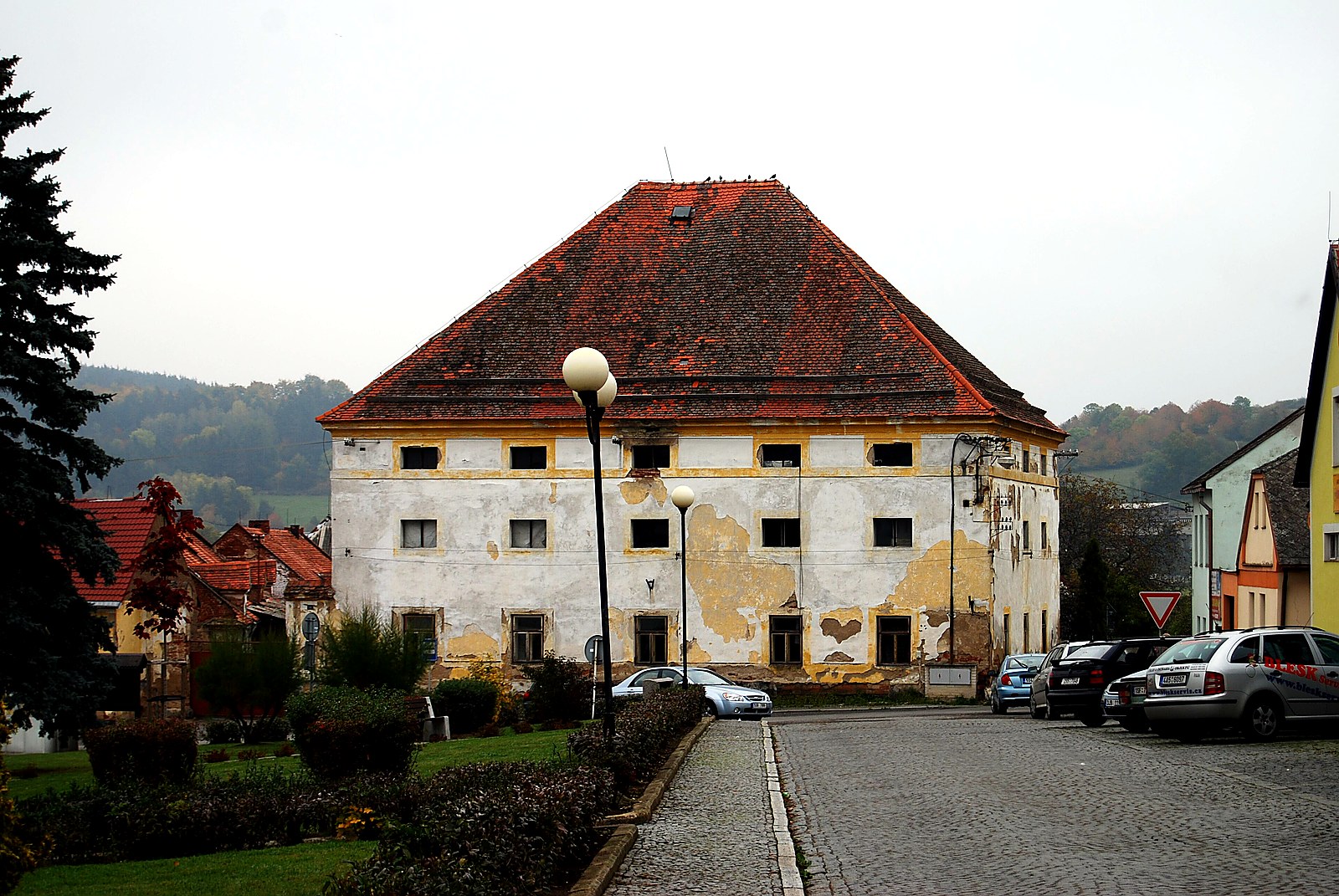 
<span>Kostel svatého Mikuláše (Krásná Hora nad Vltavou)</span>
