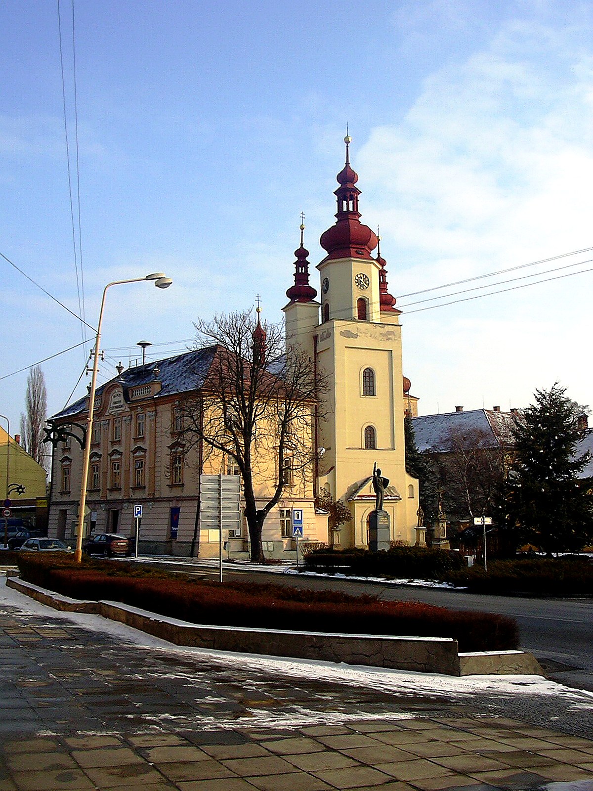 
<span>Kostel svatého Ondřeje (Ivanovice na Hané)</span>
