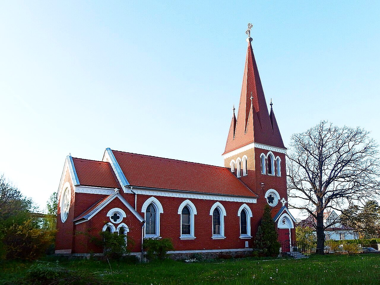 
<span>Kostel svatého Petra a Pavla (Kadaň)</span>
