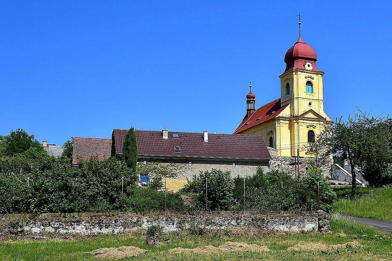 
<span>Kostel svatého Prokopa (Mukov)</span>
