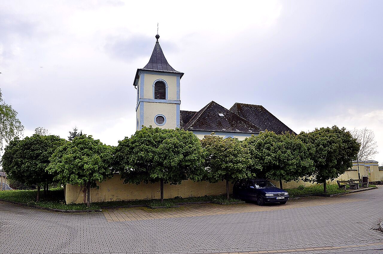 
<span>Kostel svatého Vavřince (Žákava)</span>
