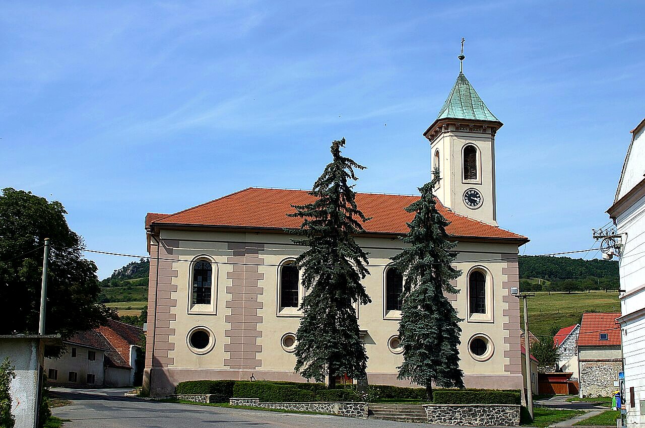 
<span>Kostel svatého Václava (Želenice)</span>

