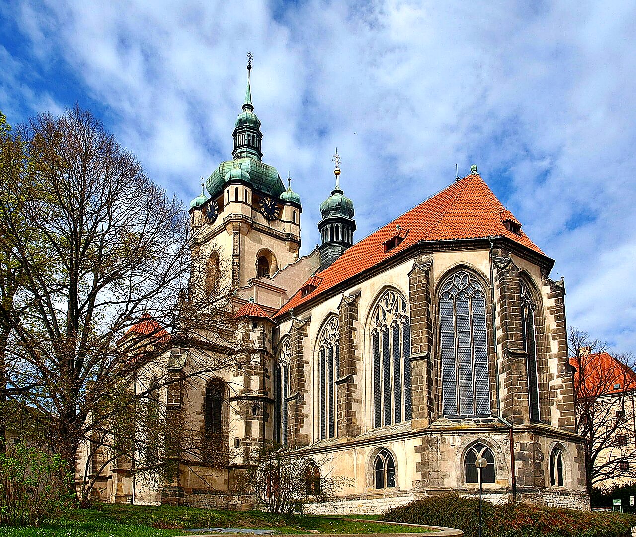 
<span>Kostel svatých Petra a Pavla v Mělníku</span>

