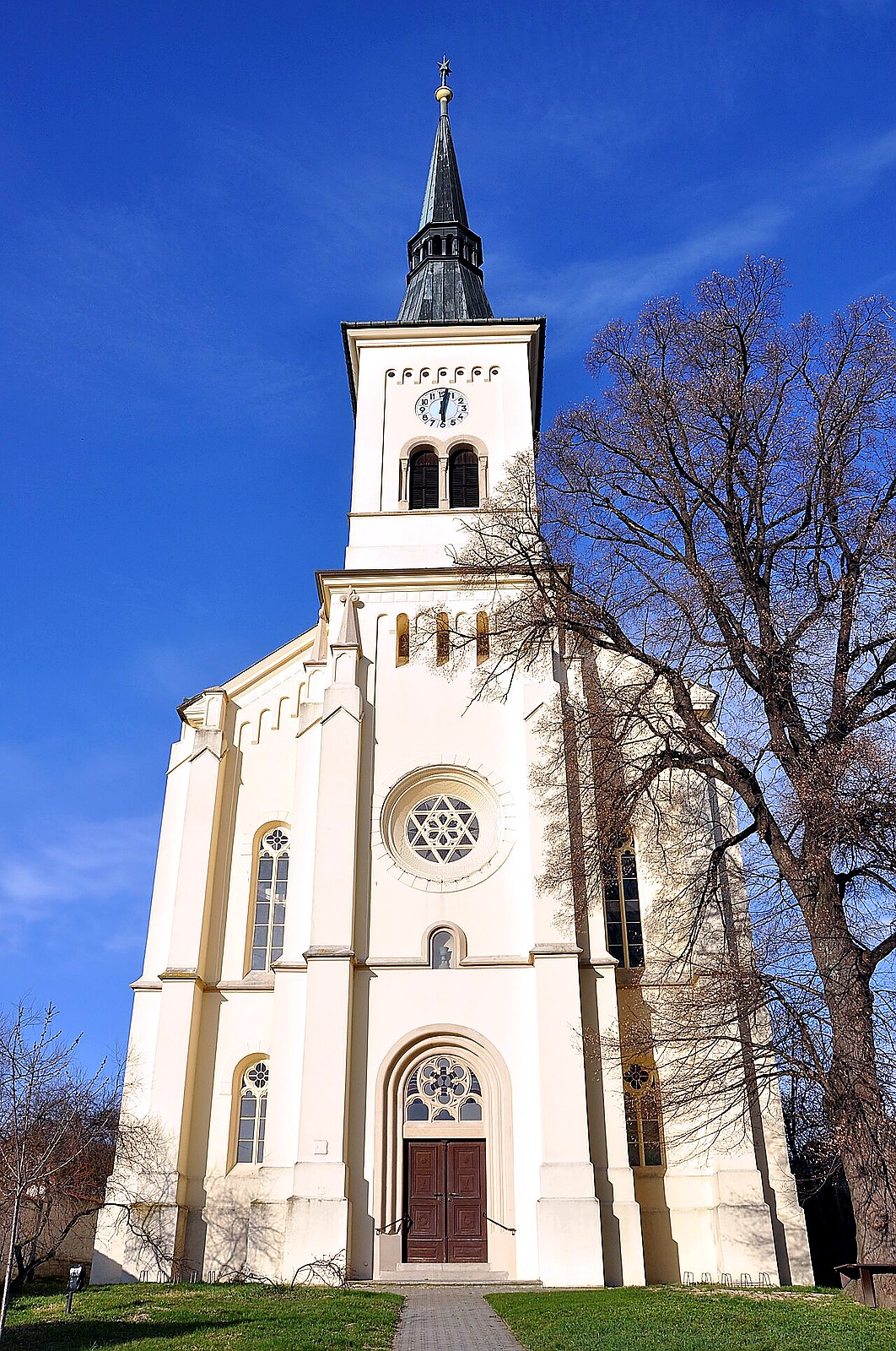 
<span>evangelický kostel v Nosislavi</span>
