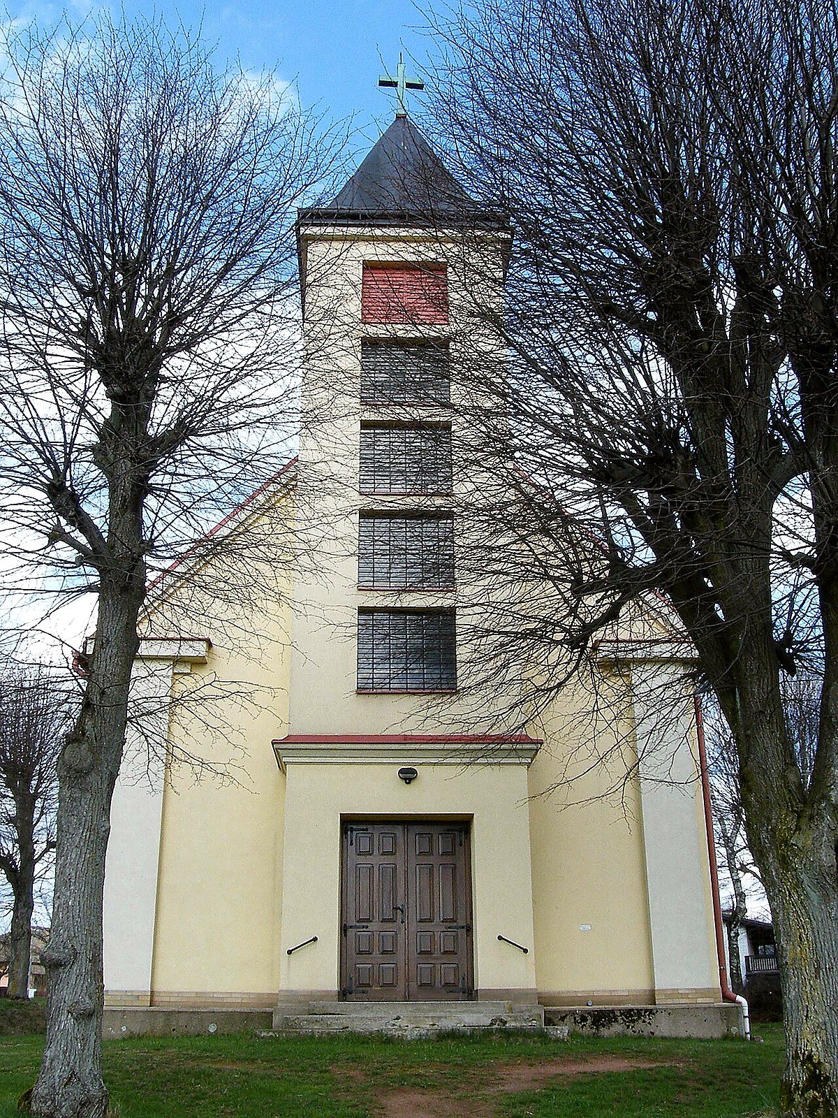 
<span>kaple Božského Srdce Páně (Borová)</span>
